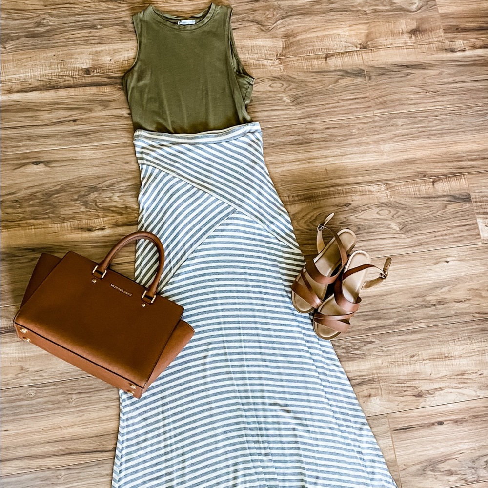 Stripped maxi skirt